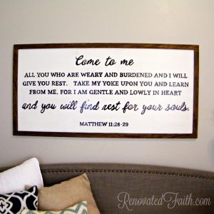 Easy, DIY Farmhouse Sign