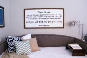 DIY Farmhouse Sign