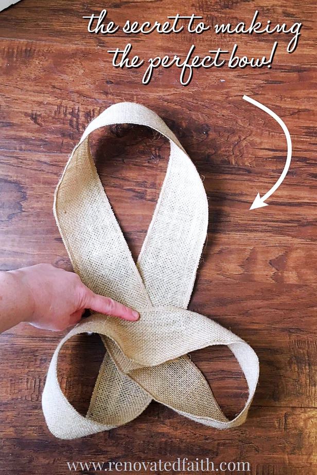 PERFECT Burlap Bow Tutorial  Burlap bow tutorial, Burlap crafts