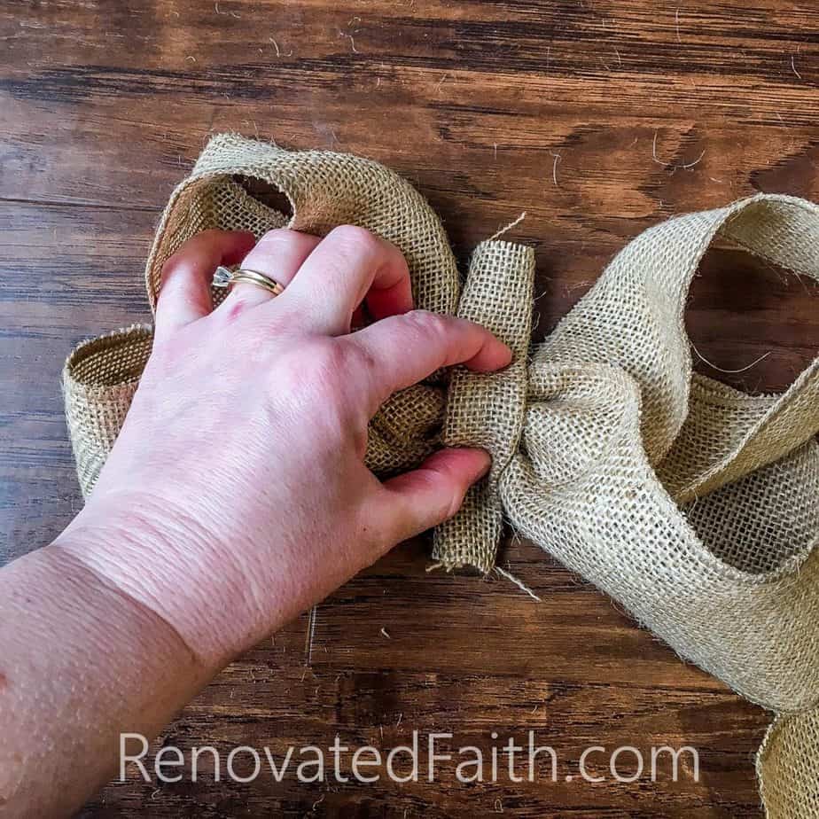 The Easiest Burlap Bow Tutorial (The Secret to Making a Burlap Bow!)