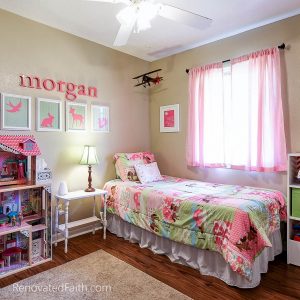 Little Girl's Bedroom - Tips for Selling Your House Fast - Do you want to maximize the return on your investment when updating your home to sell? Do you wish you could shorten the amount of time your home is on the market? Sure you do. I'm sharing my best tips for selling your house fast which helped our old house to get 24 showings and 12 offers within the first 24 hours. How To Get Your House Ready To Sell. Home Selling Tips 2018. How To Sell Your House Fast in a Slow Market. #sellhouse #stagingchecklist #tipstosellhouse