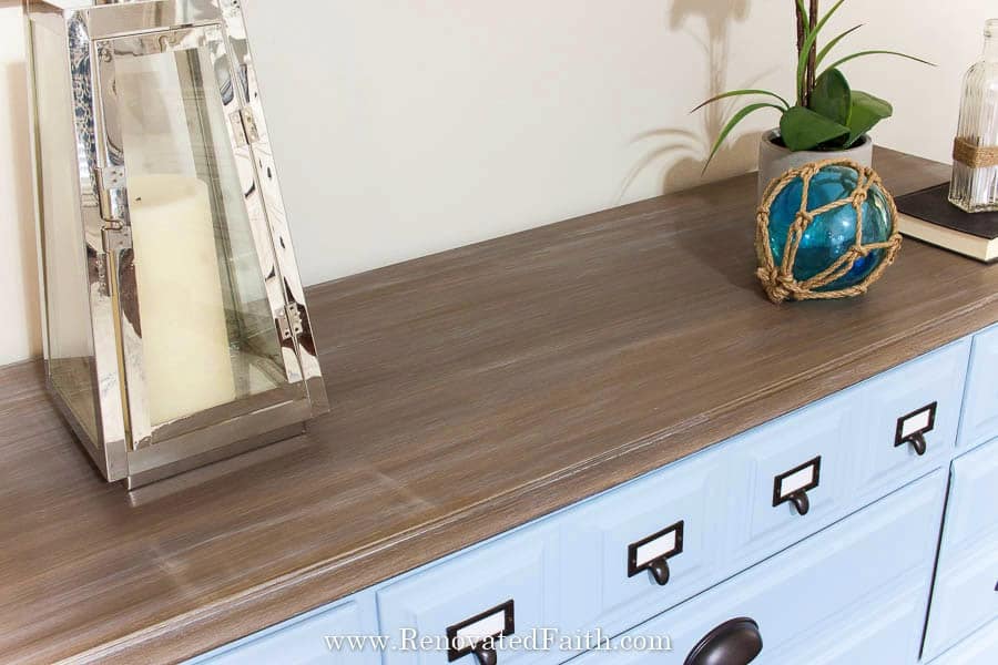 Make Woodgrain Paper Using Waverly Wax Paint - 10 Minute Tutorial