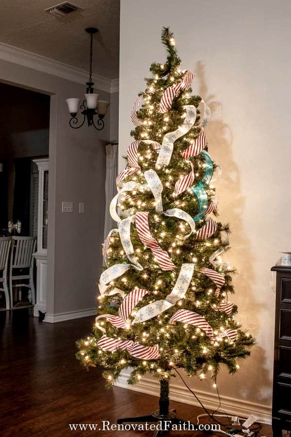 Wave Ribbon Christmas Tree Decorating Tutorial