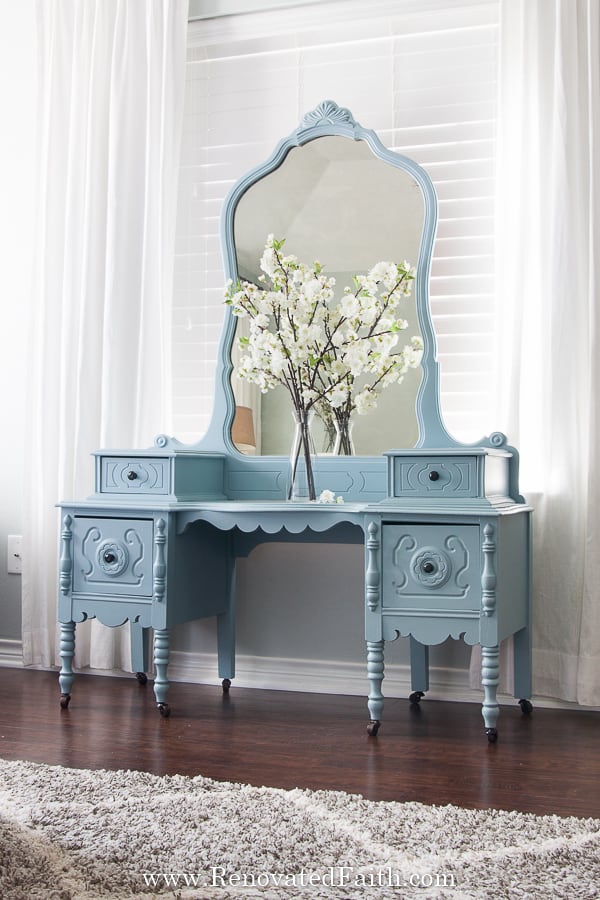 Top Coat Protection Options for Chalky Painted Furniture - DIY Beautify -  Creating Beauty at Home