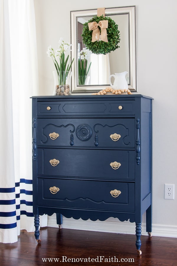 Chalk Paint On Furniture, How To Chalk Paint An Old Dresser