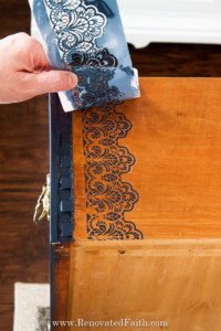 how to stencil on wood