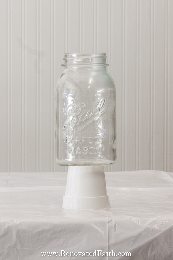 how to paint mason jars