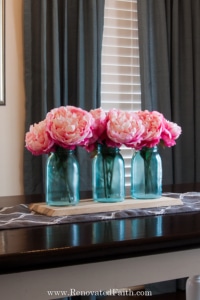 how to paint mason jars