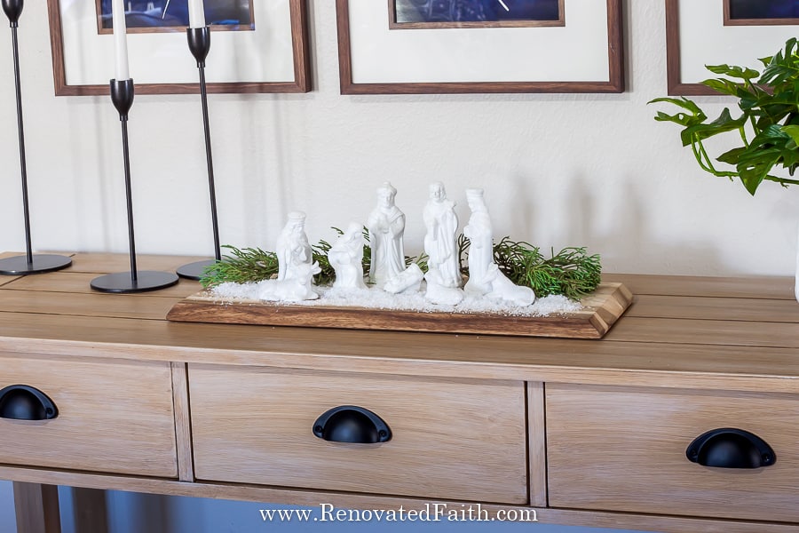 Vintage Nativity Scene Makeover 