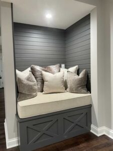 Sherwin-Williams-Agreeable-Gray-and-Benjamin-Moore-Kendell-Charcoal ...