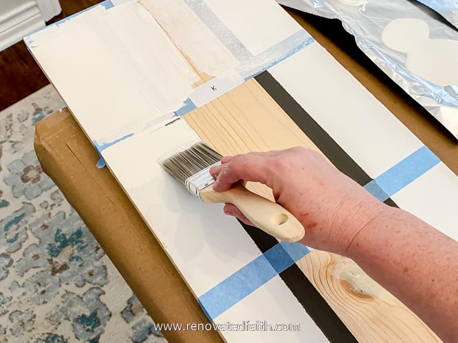 testing for brush strokes with cabinet paints