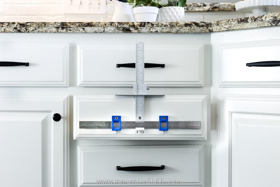 How to install kitchen cabinet handles – a step-by-step guide