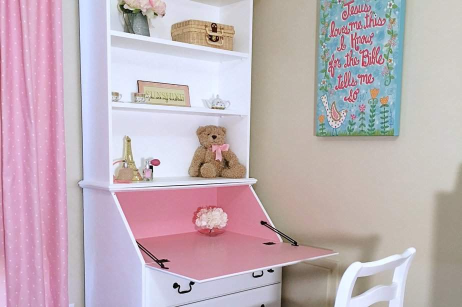 How To Chalk Paint Furniture & More! (tips & tricks I've learned) - Artsy  Chicks Rule®