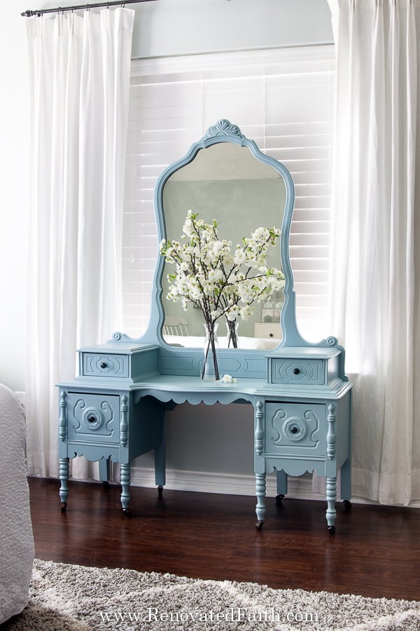 antique dresser vanity set